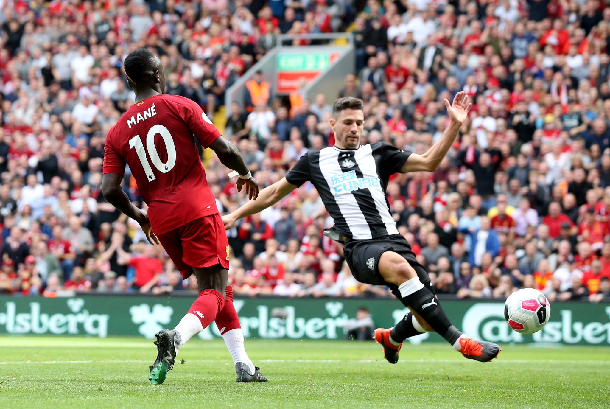 与中距离的 与中距离的